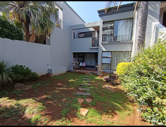 2 BEDROOM APARTMENT FOR SALE IN BASSONIA
